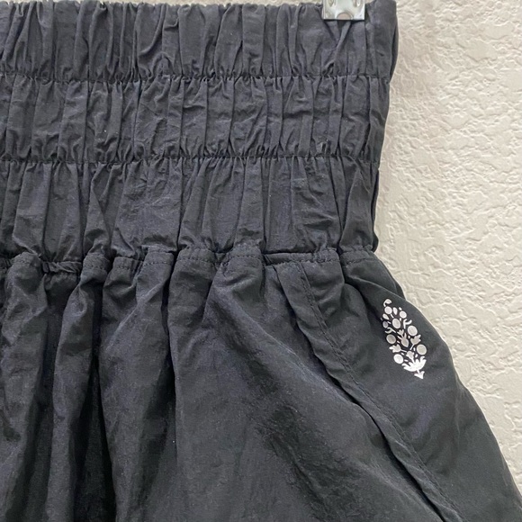 FREE PEOPLE Movement Black The Way Home Shorts Size S - Picture 4 of 14